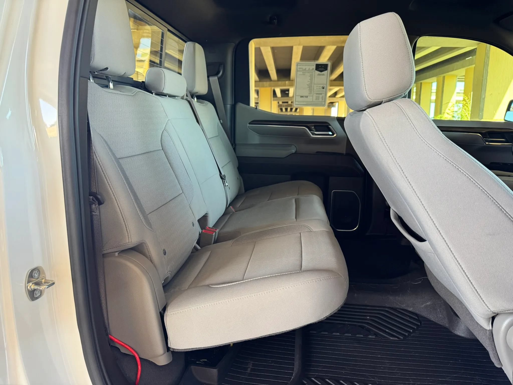 Used 2023 Chevrolet Silverado 1500 LT w/ Z71 Off-Road Package AWD/4WD image 27