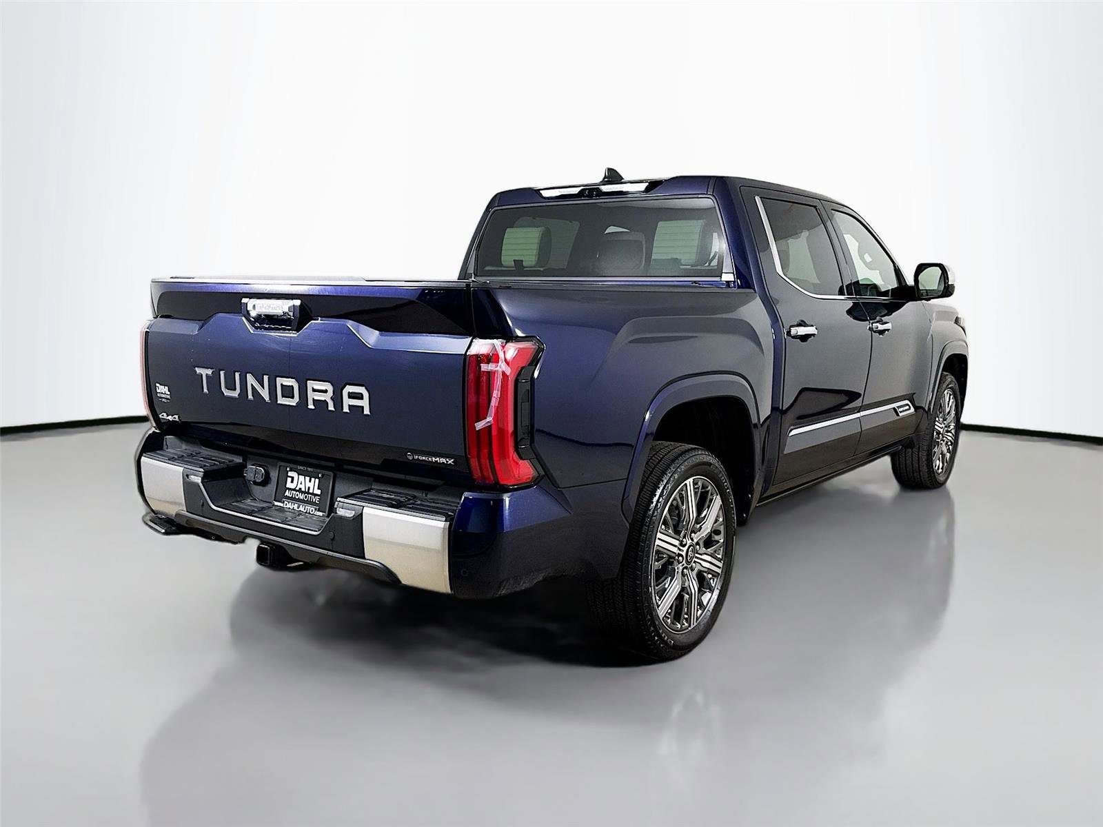 Used 2025 Toyota Tundra Capstone AWD/4WD image 13