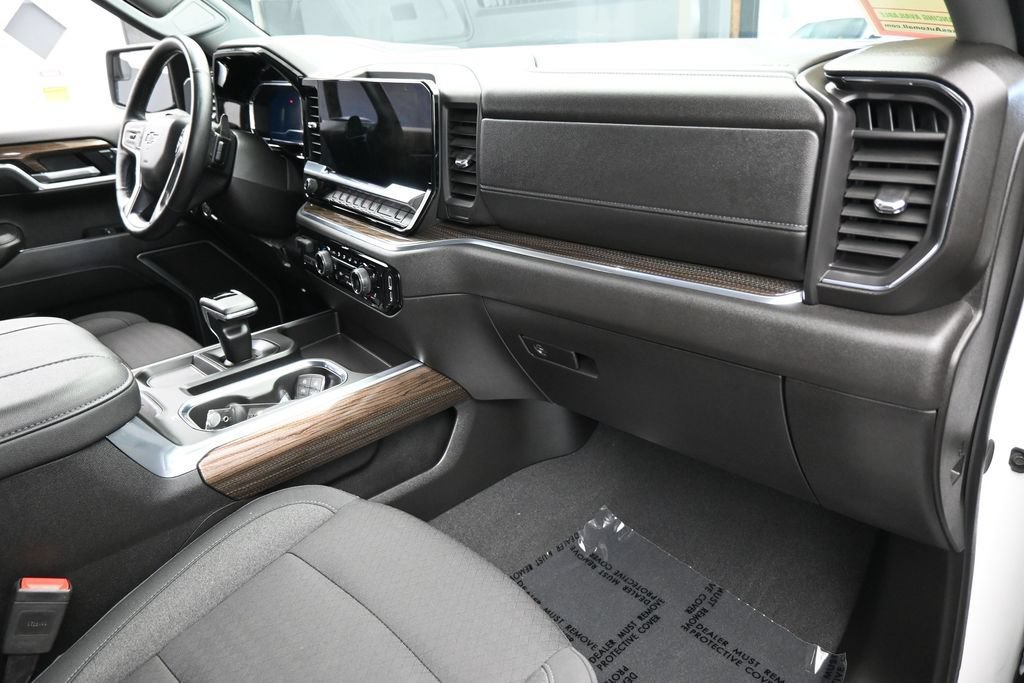Used 2025 Chevrolet Silverado 1500 RST RWD image 47