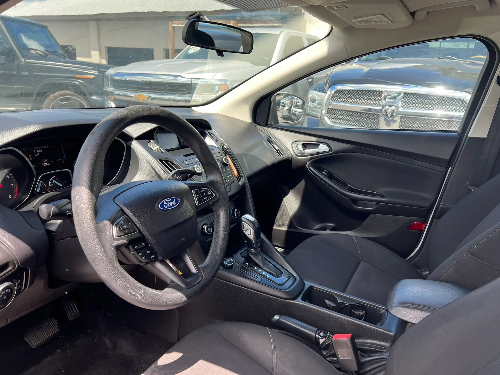 Used 2015 Ford Focus SE FWD image 10