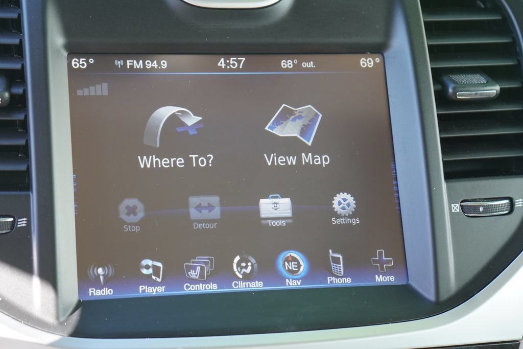 Used 2013 Chrysler 300 AWD w/ Driver Convenience Group image 31