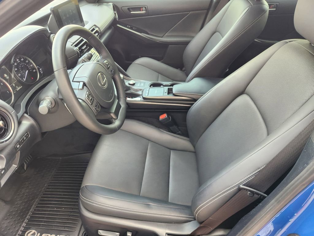 Certified 2023 Lexus IS 300 w/ Comfort Package image 13