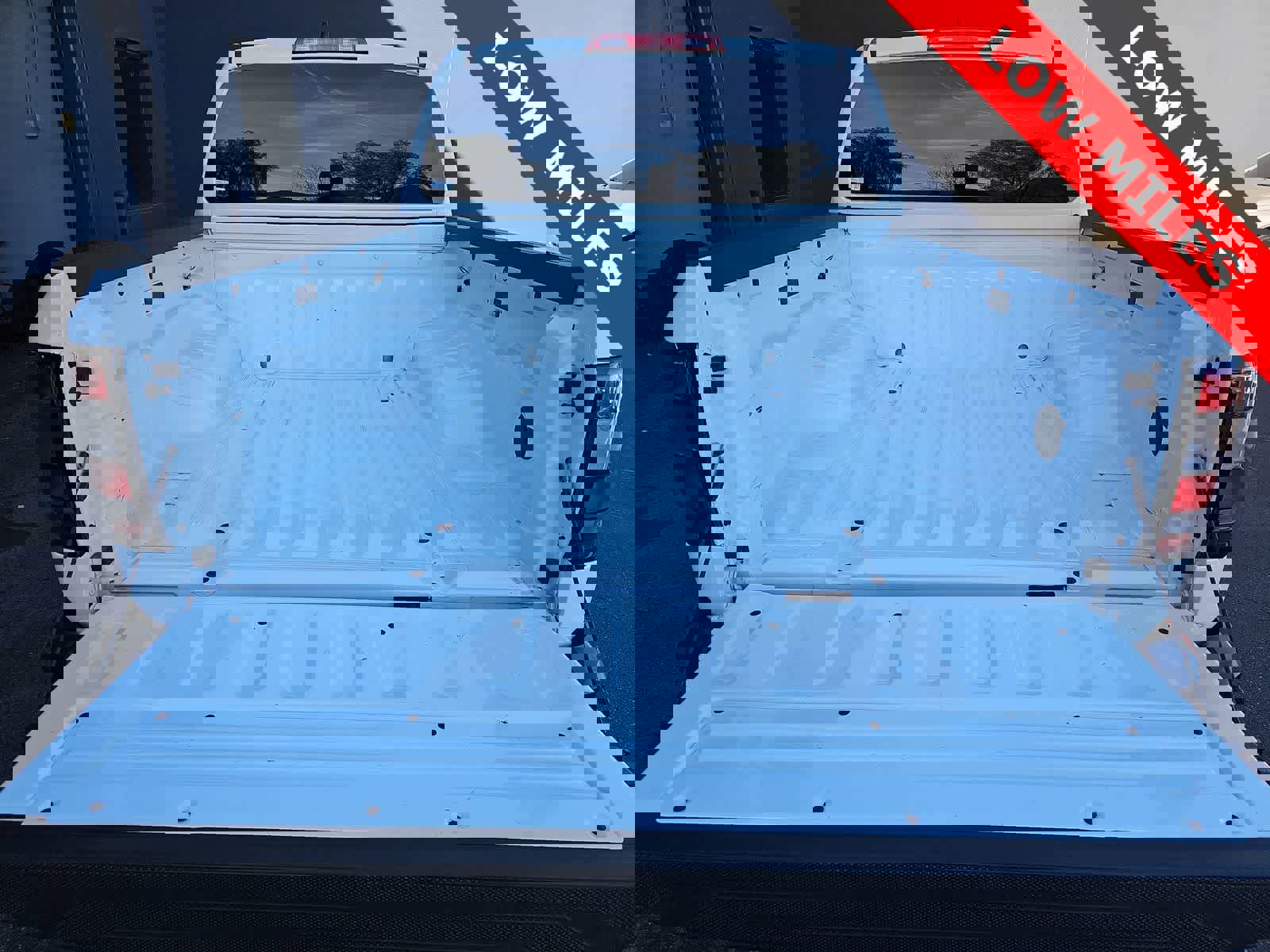 Used 2023 Nissan Frontier S w/ Technology Package image 23