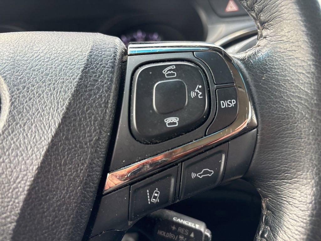 Used 2018 Toyota Avalon XLE w/ All Weather Liner Package image 23