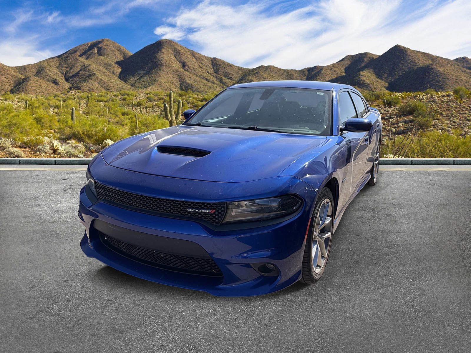 Used 2019 Dodge Charger R/T w/ Plus Group RWD image 2