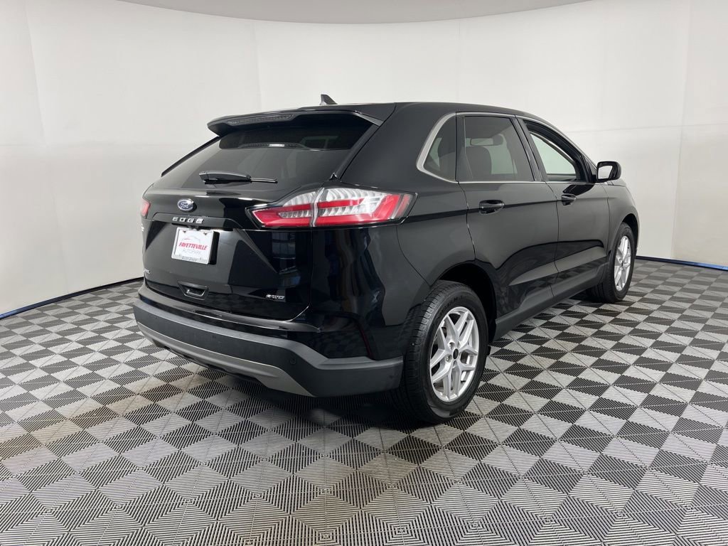 Used 2024 Ford Edge SEL AWD/4WD image 5