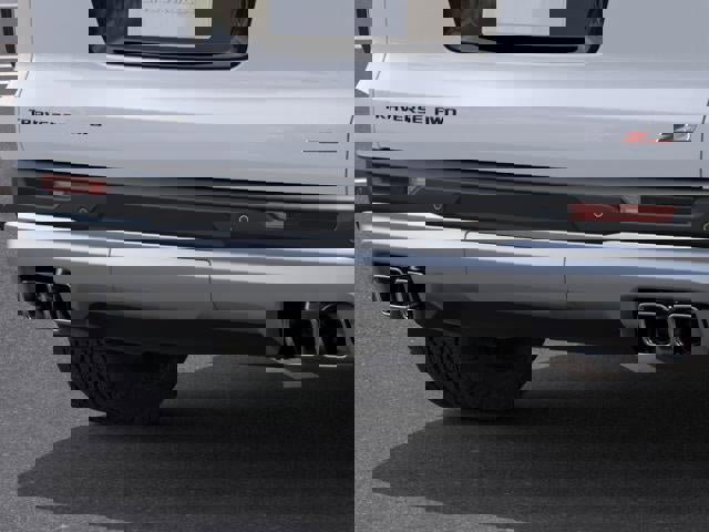 New 2026 Chevrolet Traverse Z71 w/ Driver Confidence Package image 14