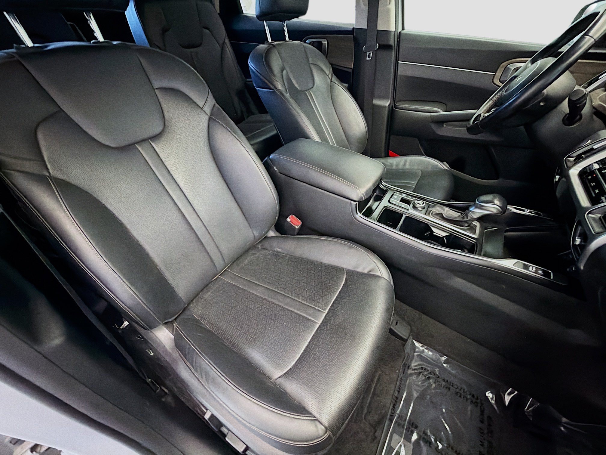 Used 2023 Kia Sorento EX w/ Panoramic Sunroof Package FWD image 15