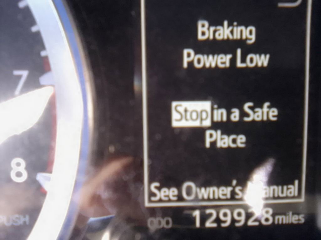 Used 2017 Toyota Highlander Limited Platinum image 10