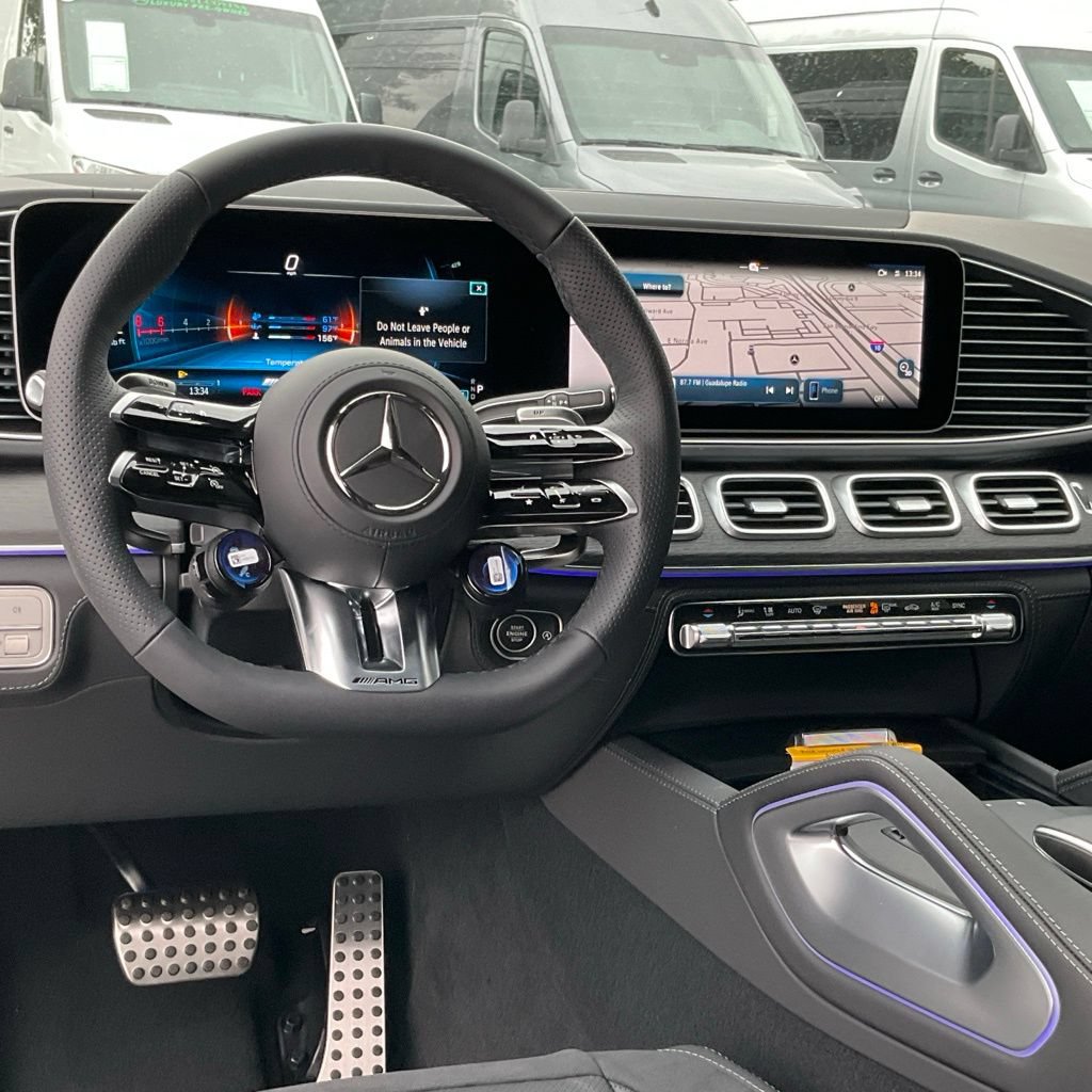 Used 2025 Mercedes-Benz GLE 53 AMG 4MATIC Coupe image 27