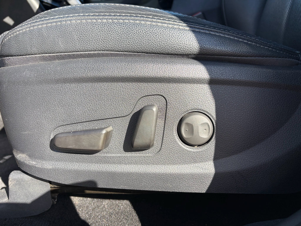 Used 2020 Hyundai Santa Fe SEL AWD/4WD image 18