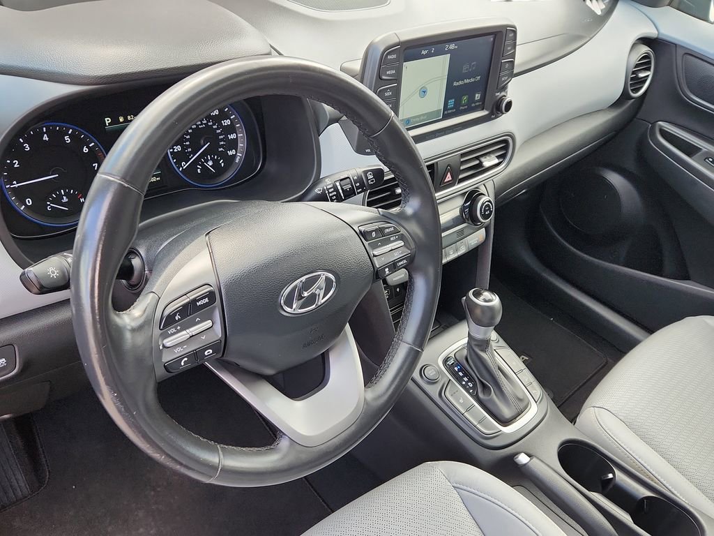 Used 2021 Hyundai Kona Ultimate image 11