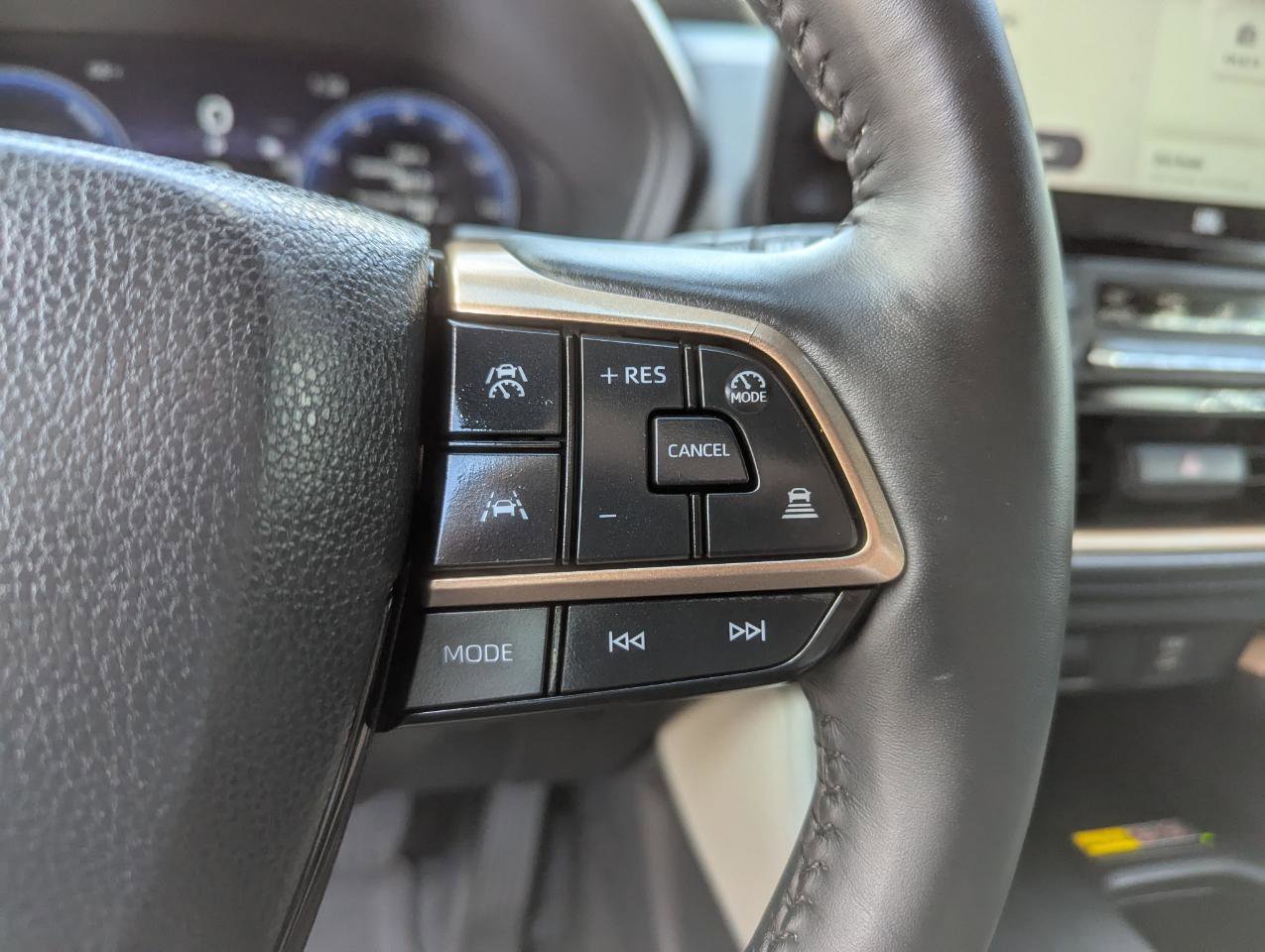 Used 2024 Toyota Grand Highlander AWD Hybrid image 20