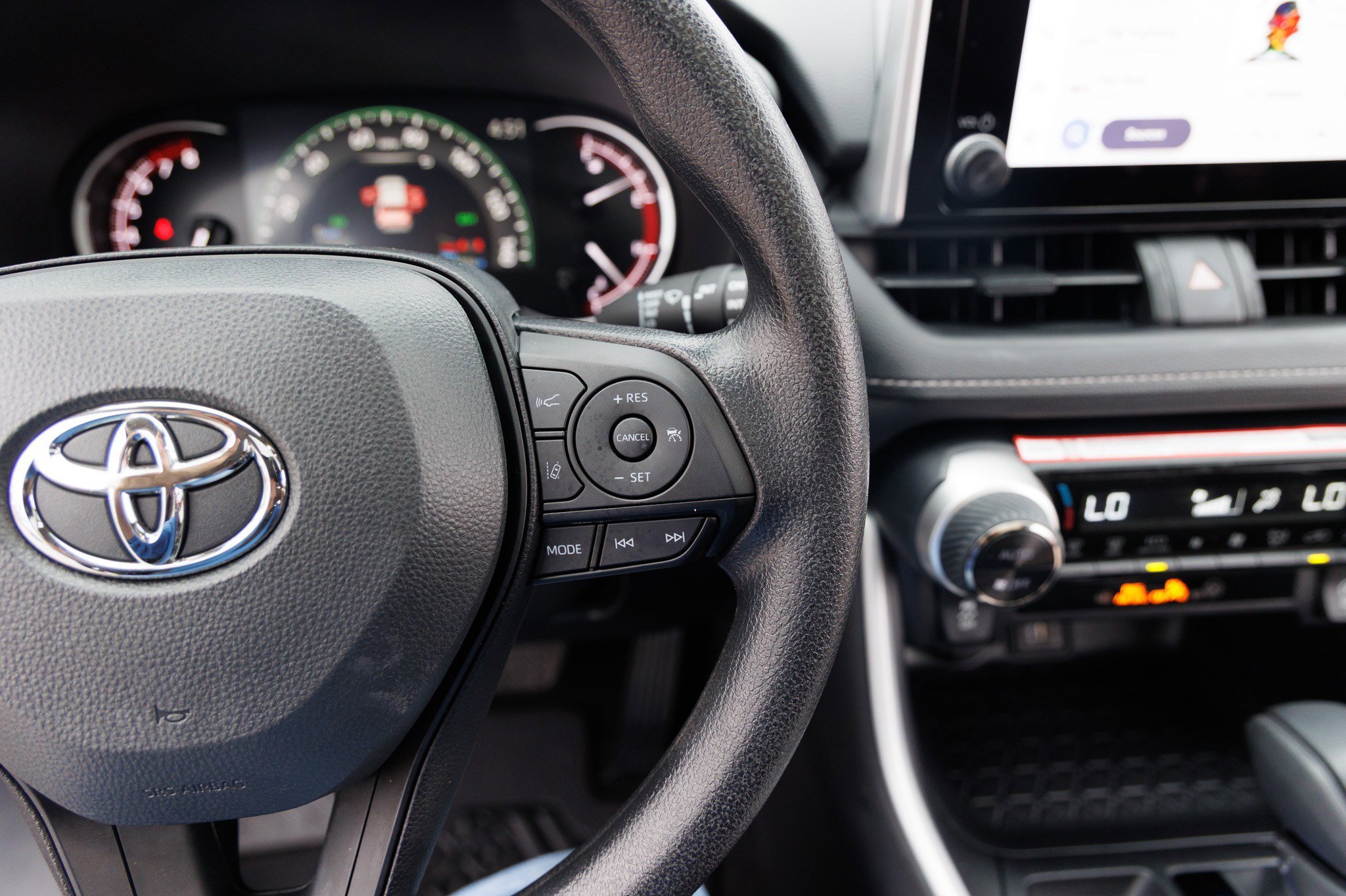 Certified 2025 Toyota RAV4 XLE image 19