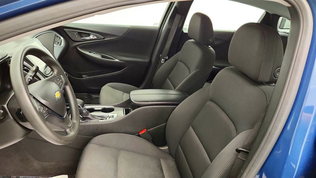 Used 2024 Chevrolet Malibu LT FWD image 17