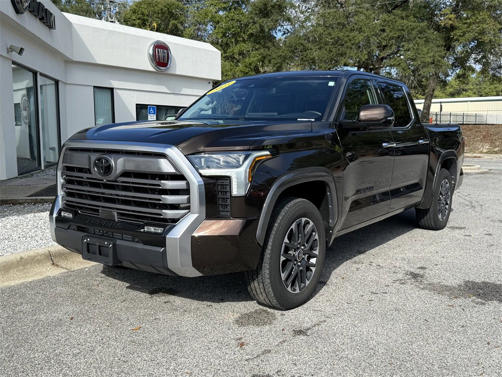 Used 2023 Toyota Tundra Limited image 9