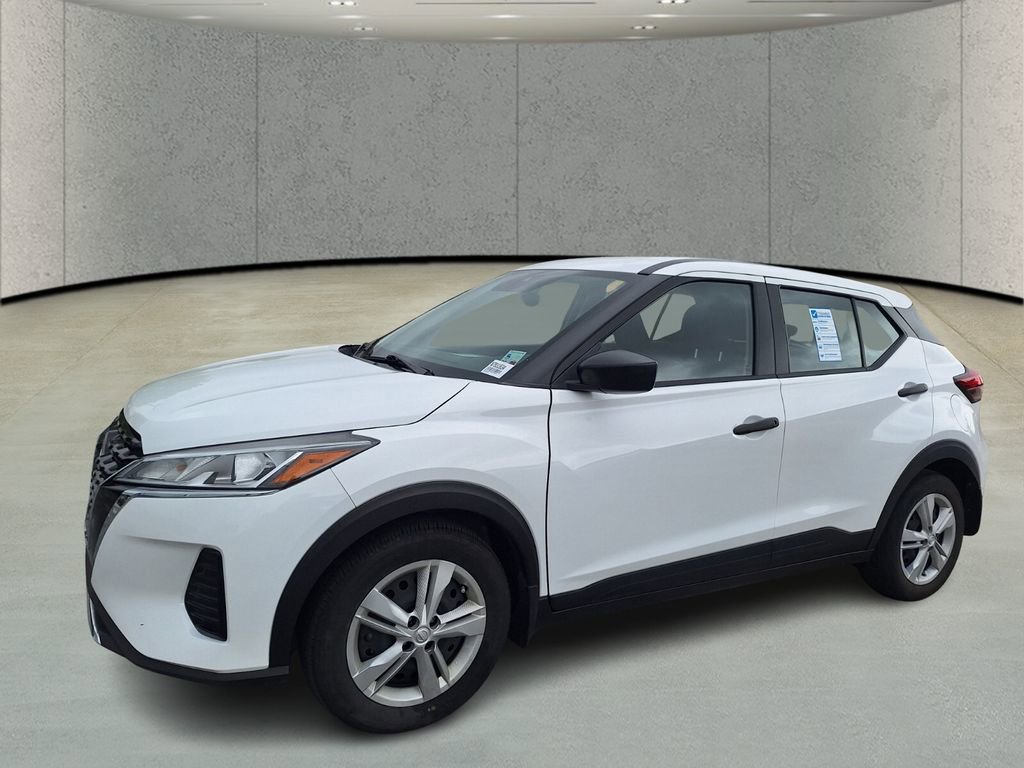 Used 2024 Nissan Kicks S FWD image 9