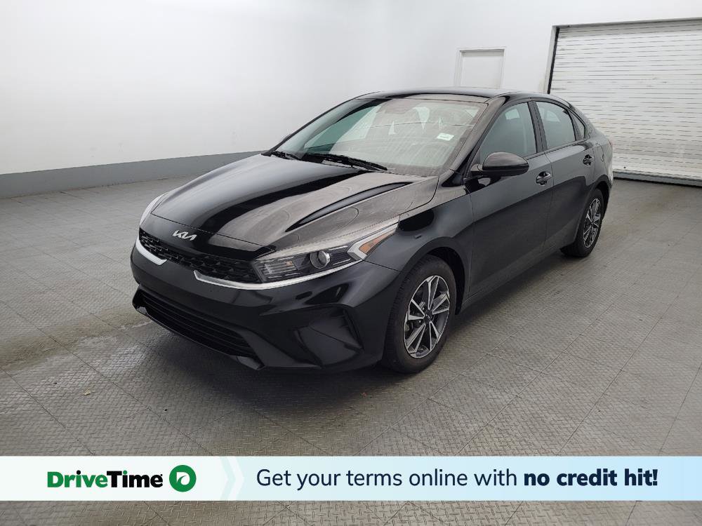 Used 2023 Kia Forte LXS image 1