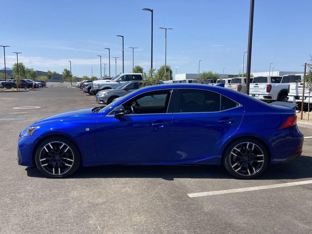Used 2020 Lexus IS 300 F Sport w/ Blackline Edition RWD image 4
