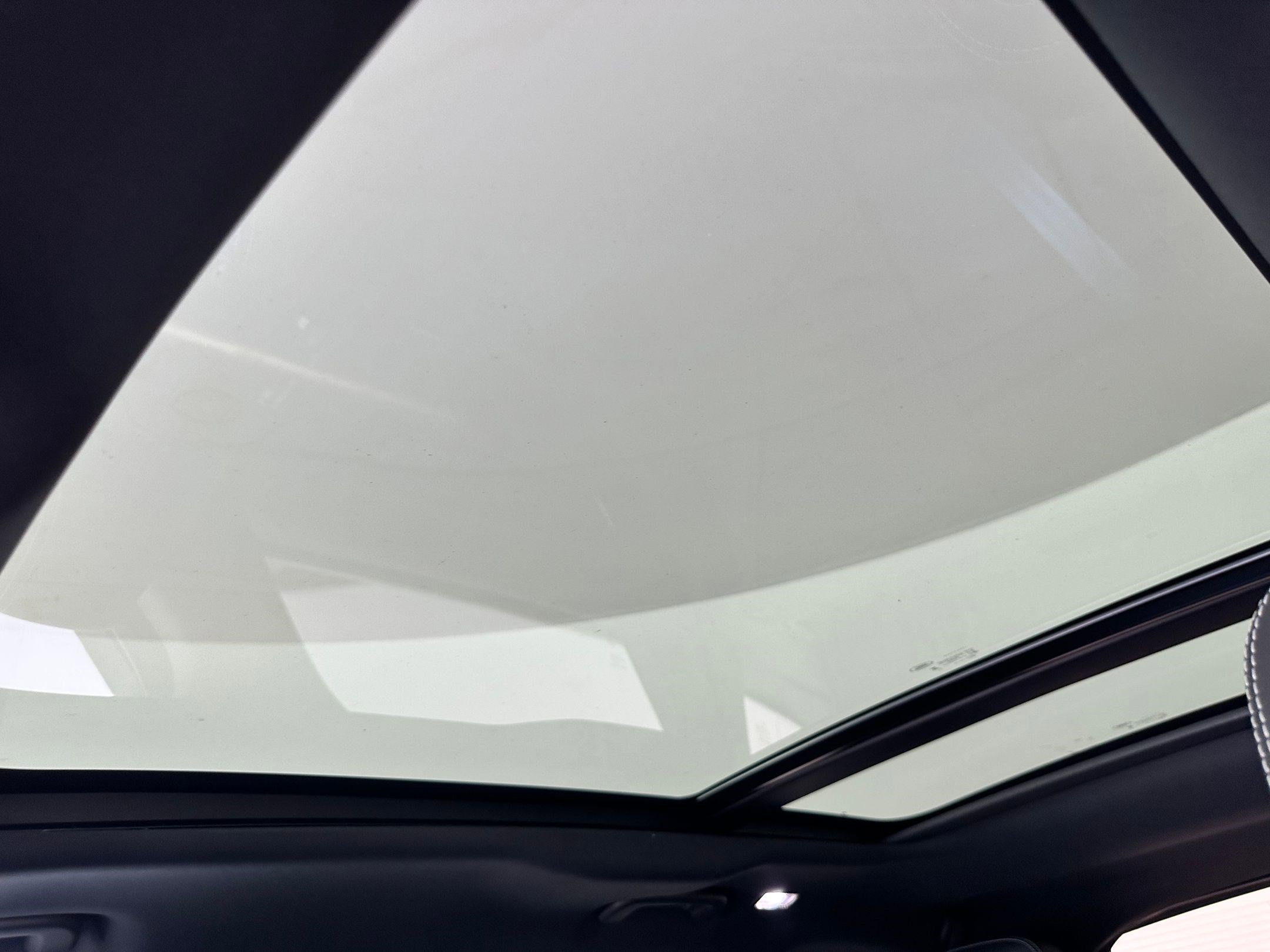 New 2026 Jaguar F-PACE R-Dynamic S image 12