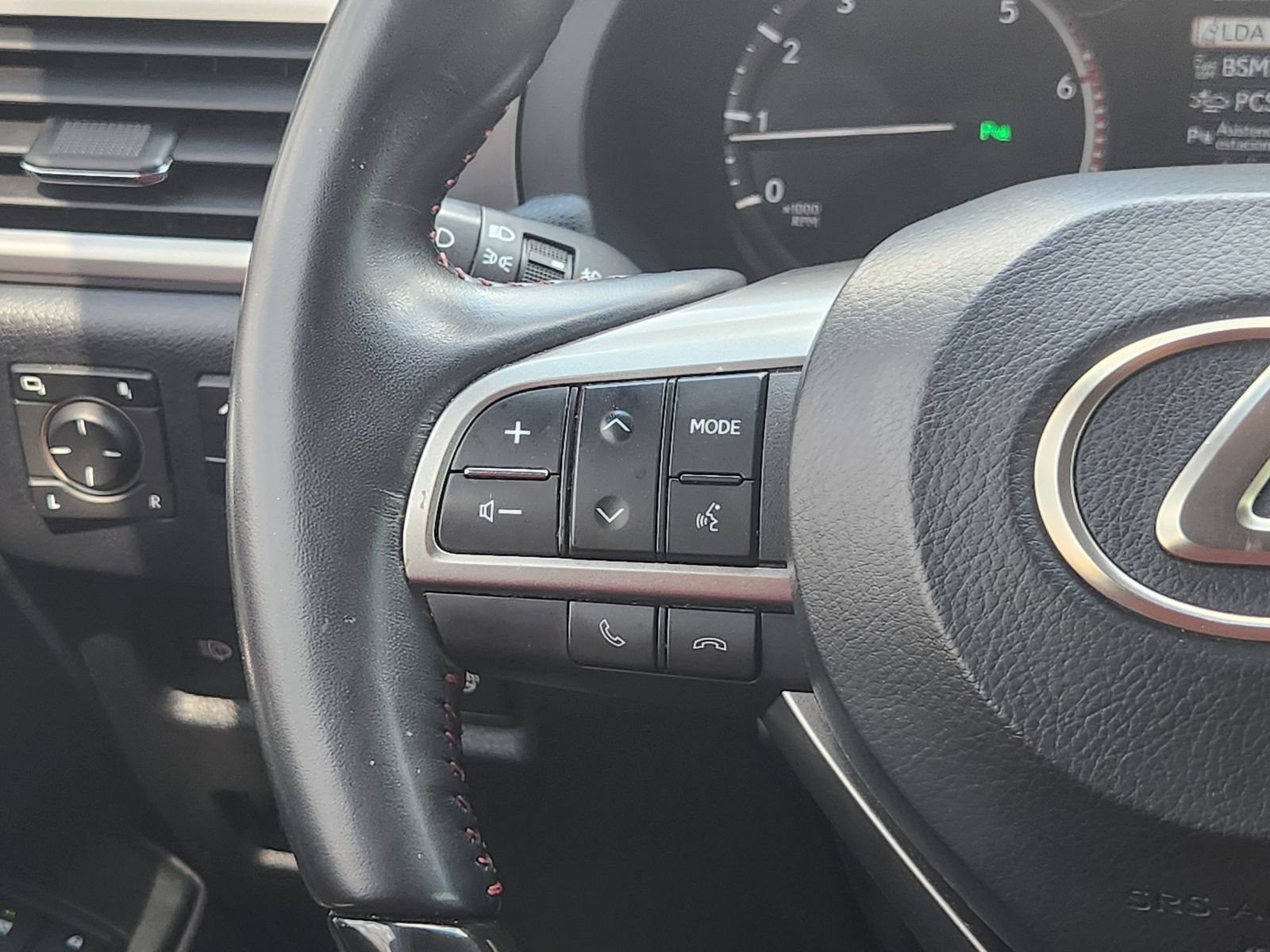 Used 2023 Lexus GX 460 Premium w/ Premium Package AWD/4WD image 31