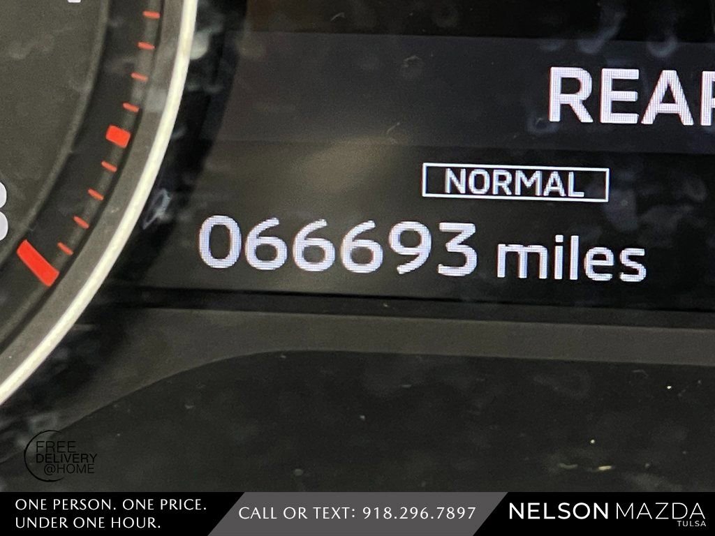 Used 2022 Mitsubishi Outlander SE image 28