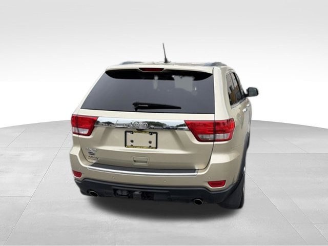 Used 2011 Jeep Grand Cherokee Overland AWD/4WD image 32