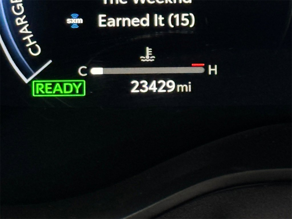 Certified 2025 Toyota Sienna Platinum image 16