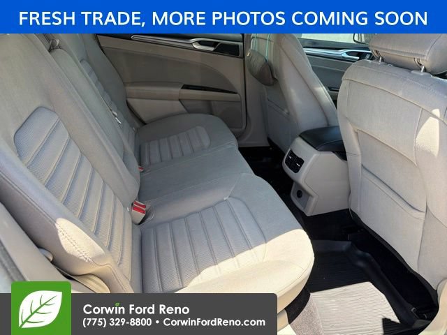 Certified 2017 Ford Fusion SE w/ Fusion SE Technology Package FWD image 14