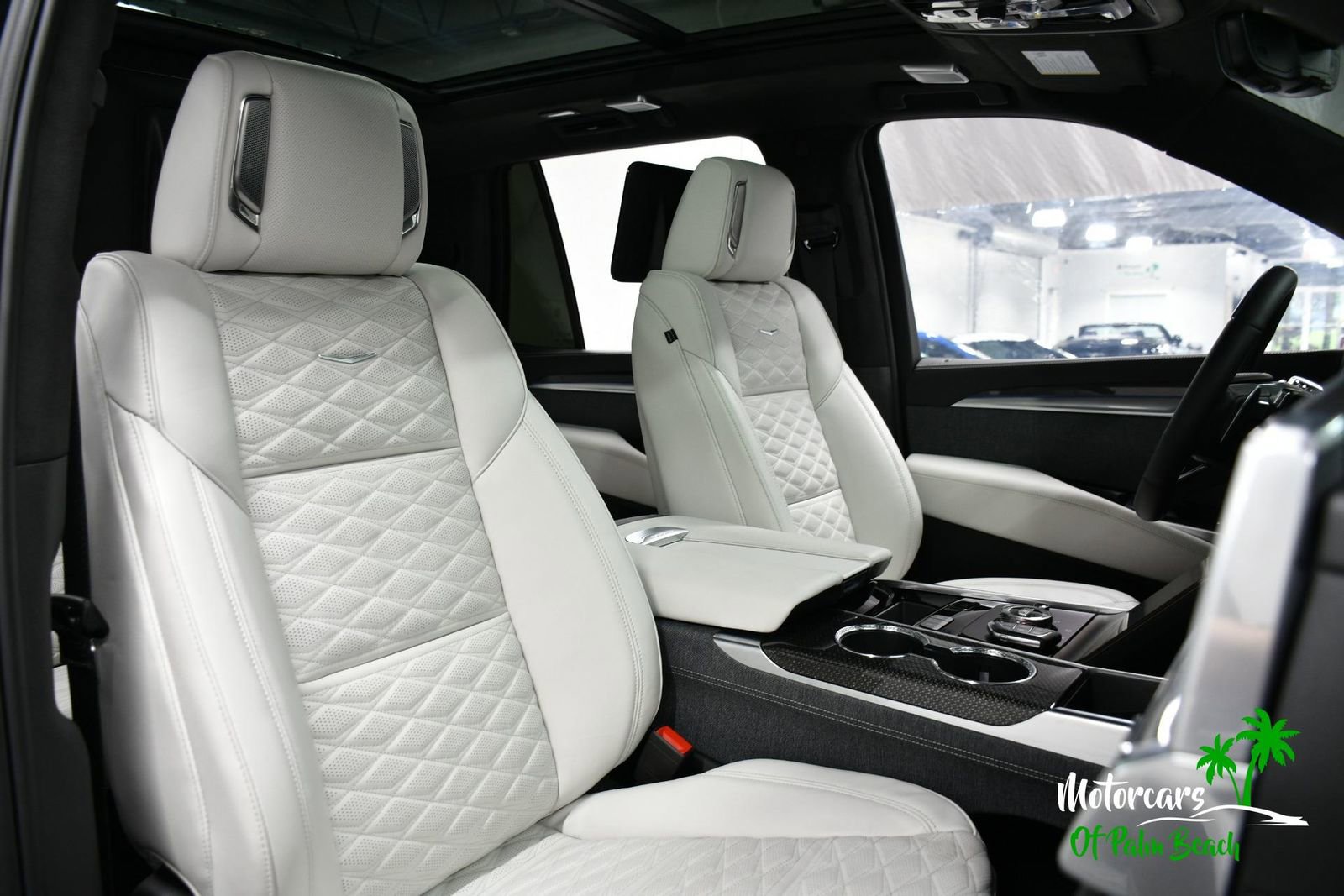 Used 2026 Cadillac Escalade V w/ LPO, ONYX Package image 54