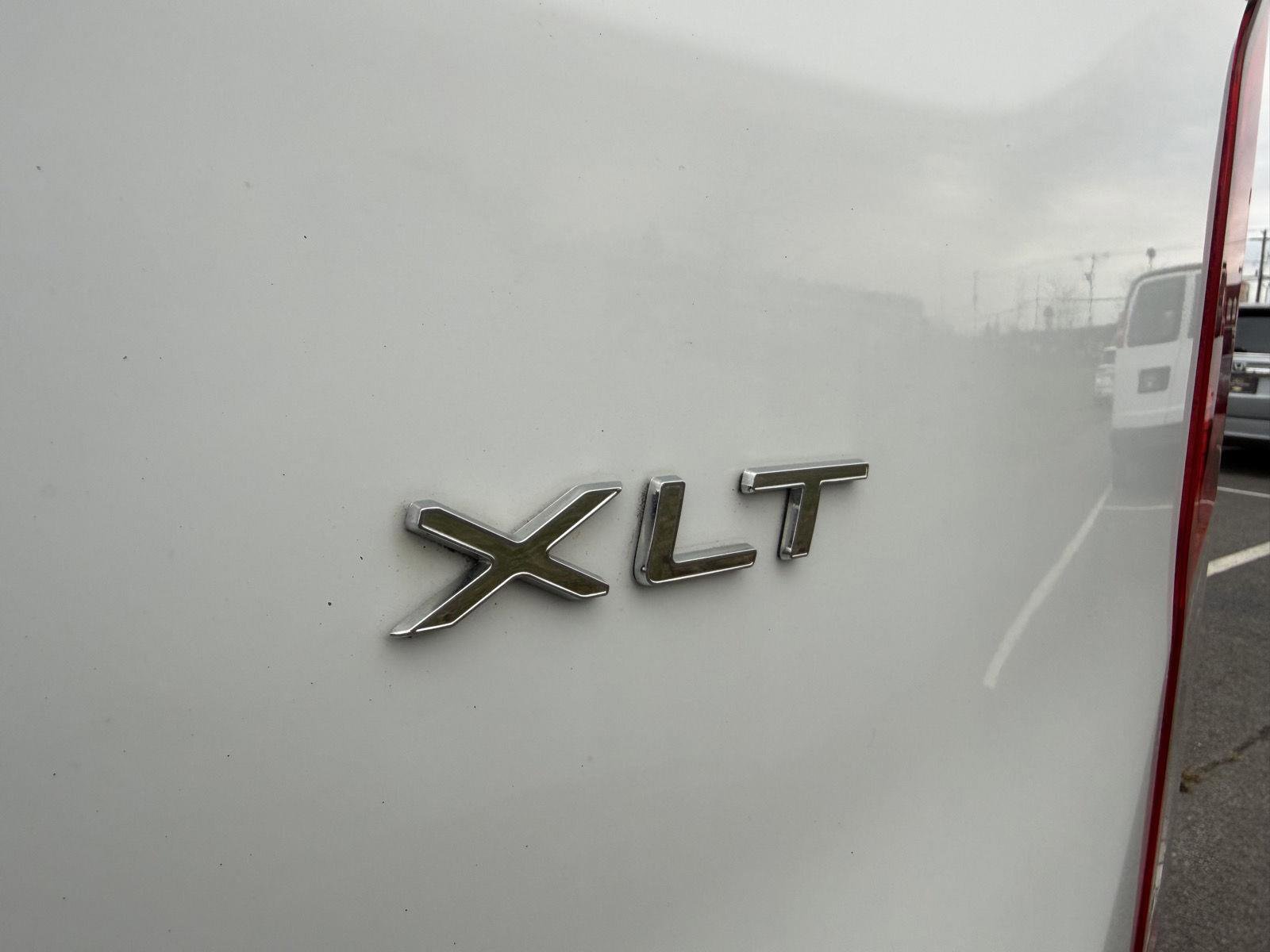 Used 2015 Ford Transit 350 XLT image 14