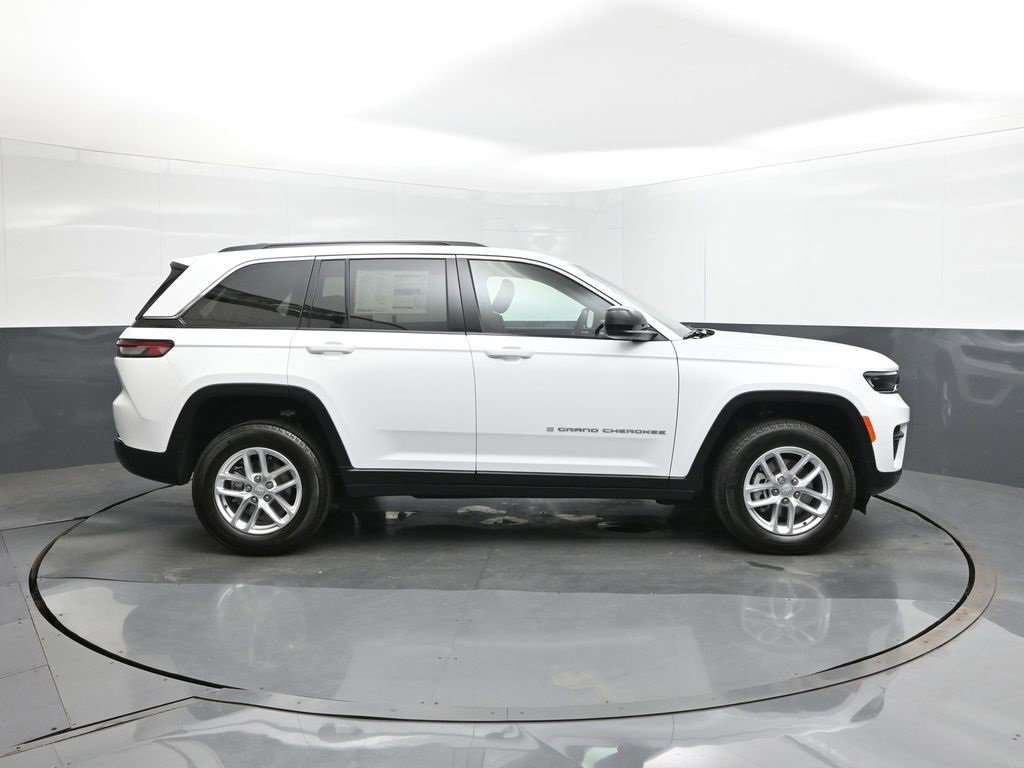 New 2025 Jeep Grand Cherokee Laredo X w/ Luxury Tech Group I image 26