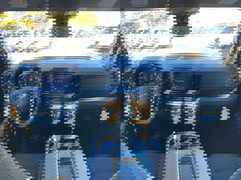 New 2026 Chevrolet Silverado 1500 LT image 3