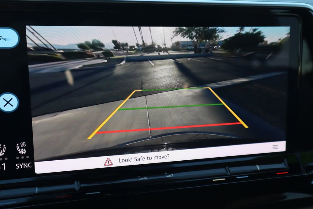 Used 2024 Volkswagen Atlas Cross Sport SE image 15