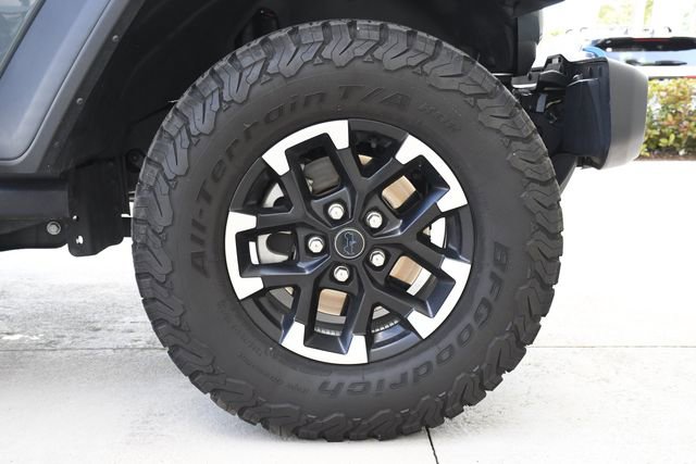 Used 2024 Jeep Wrangler Unlimited Rubicon 4xe w/ Technology Group image 33