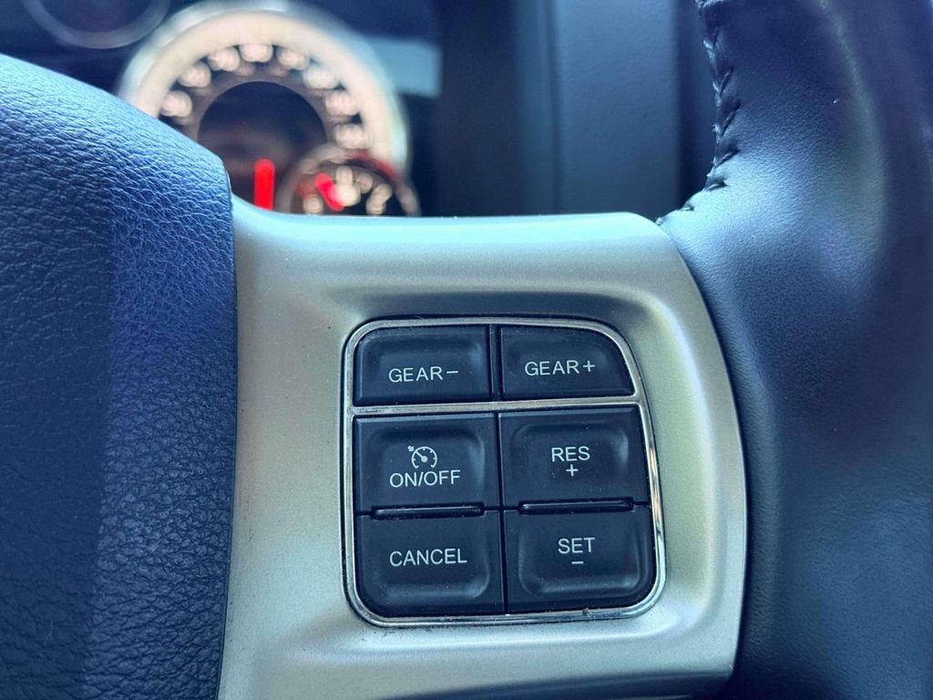 Used 2016 RAM 1500 Laramie AWD/4WD image 24