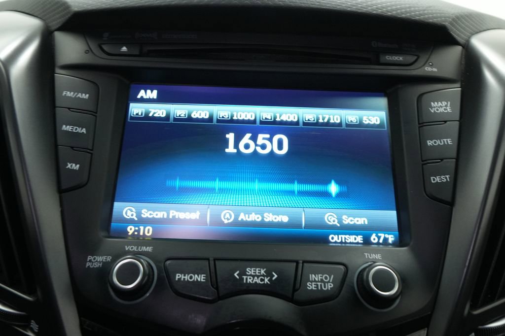 Used 2015 Hyundai Veloster Turbo w/ Option Group 04 FWD image 31
