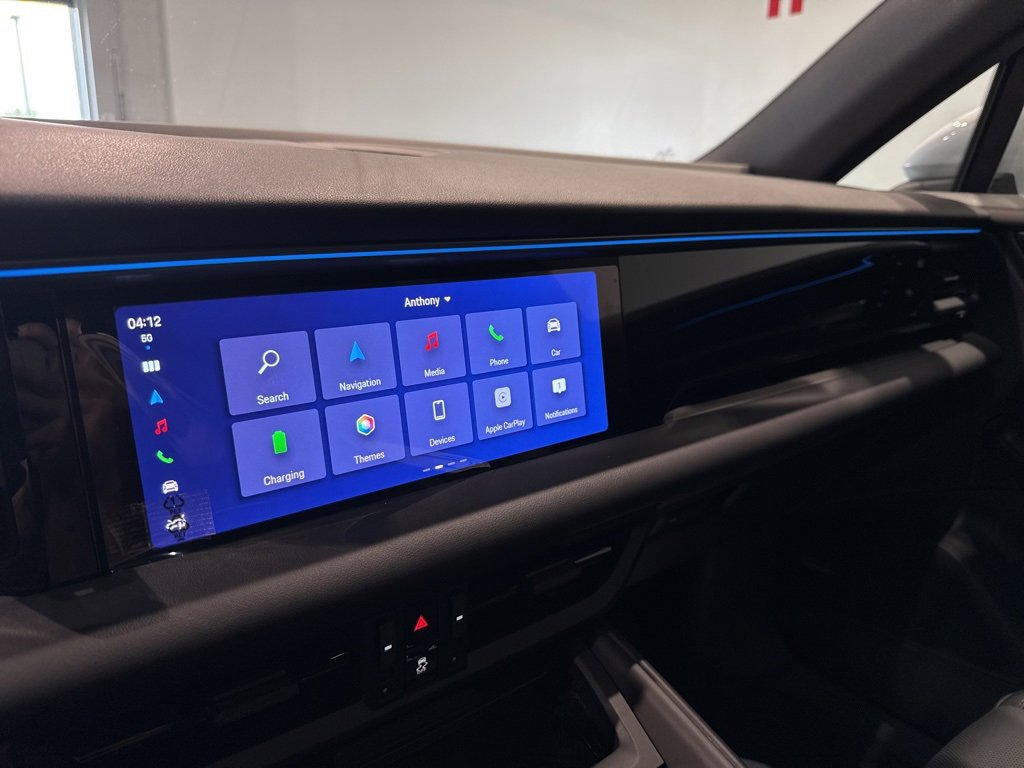 Used 2025 Porsche Macan 4 Electric image 19