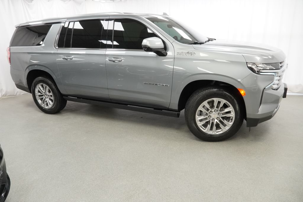 Used 2023 Chevrolet Suburban High Country AWD/4WD image 6