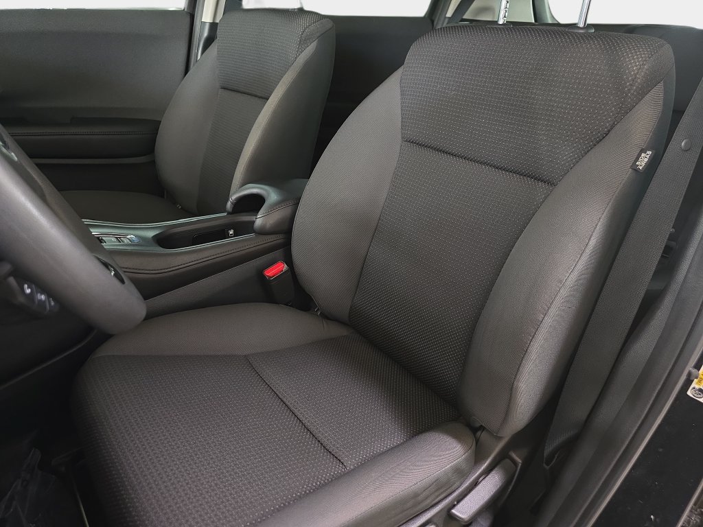 Used 2022 Honda HR-V LX image 17