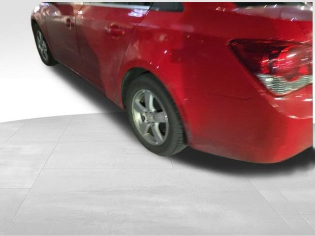 Used 2014 Chevrolet Cruze LT w/ Technology Package image 7