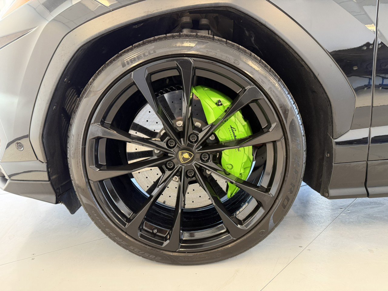 Used 2022 Lamborghini Urus image 70