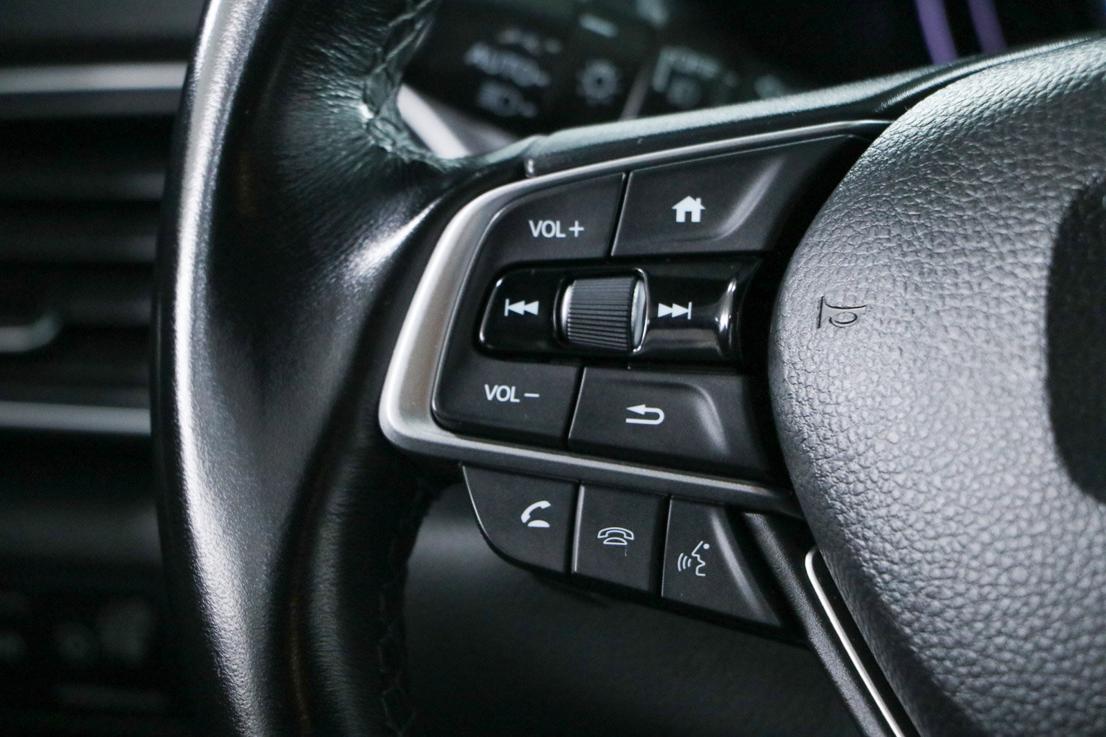Used 2022 Honda Accord Sport image 13