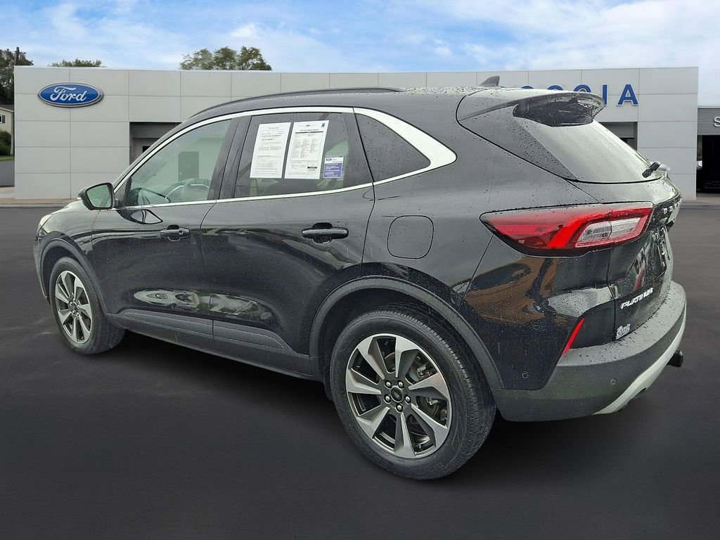 Certified 2023 Ford Escape Platinum w/ Premium Technology Package AWD/4WD image 6