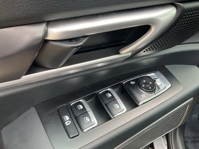 Used 2025 Kia Telluride S FWD image 10