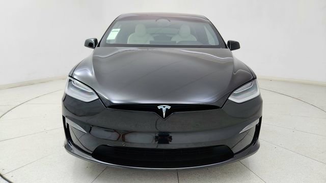 Used 2023 Tesla Model X image 2