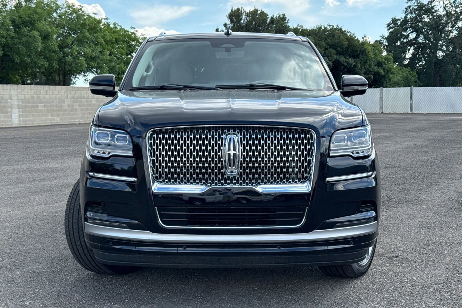 Used 2024 Lincoln Navigator Reserve AWD/4WD image 11