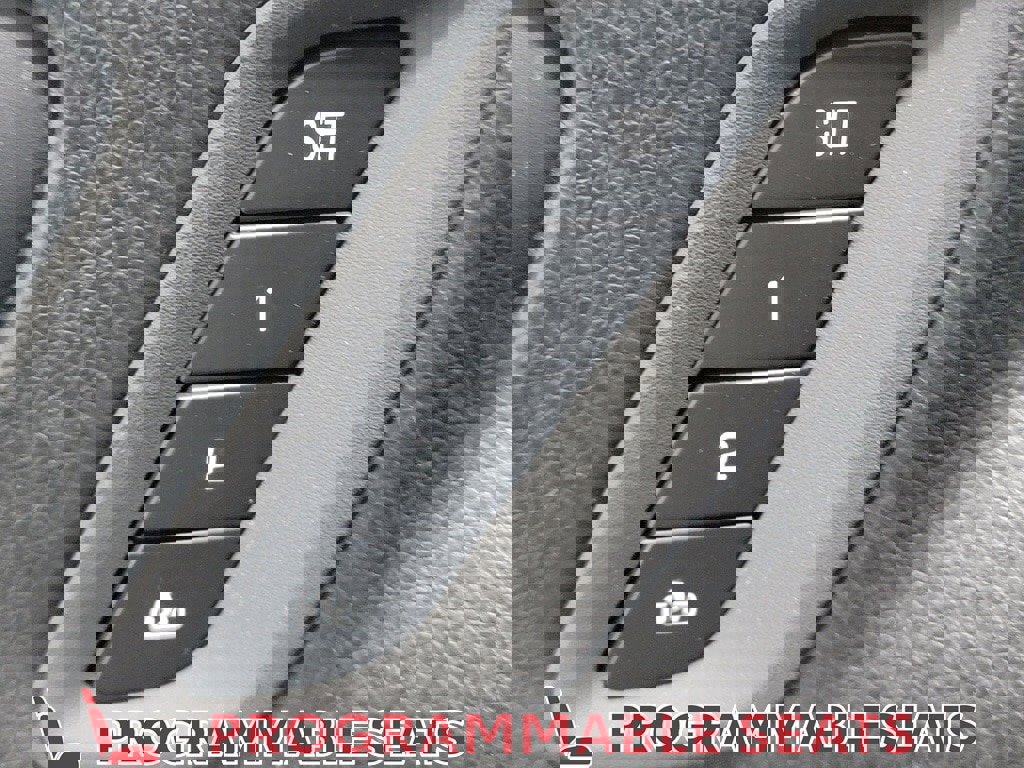 Used 2018 GMC Acadia Denali w/ Technology Package image 29