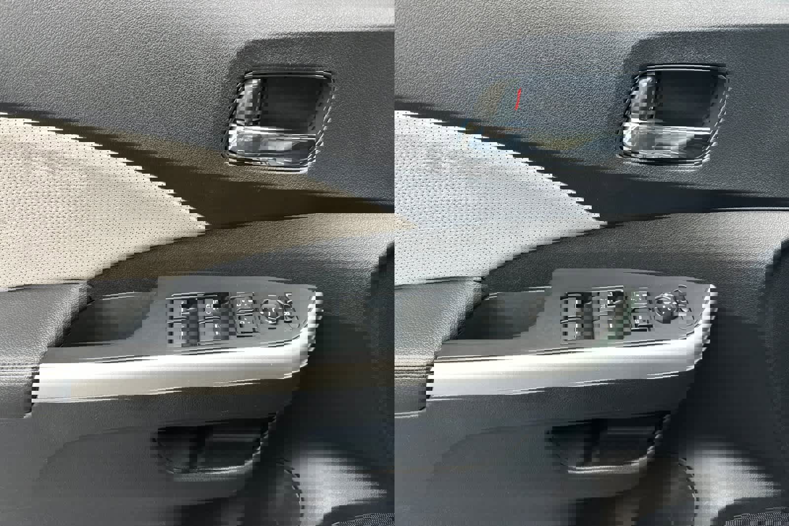 Used 2016 Honda CR-V EX-L image 12