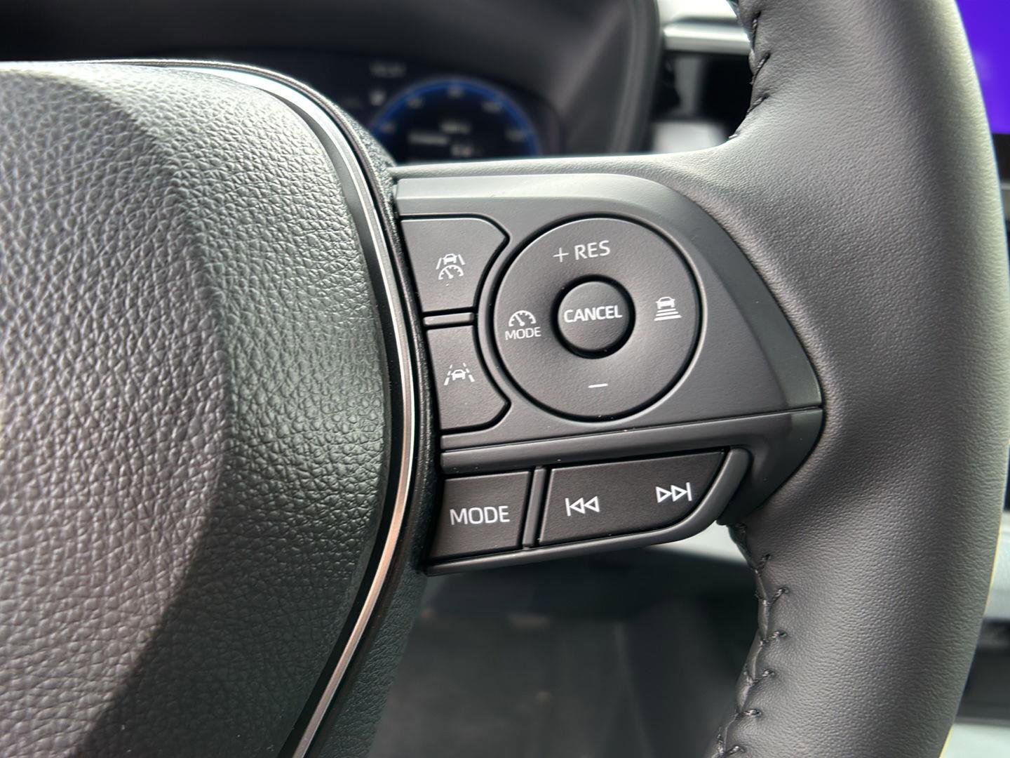 New 2026 Toyota Corolla SE FWD image 9